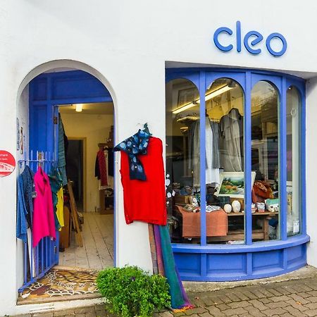 Cleo Gallery Apartments เคนแมร์ ภายนอก รูปภาพ